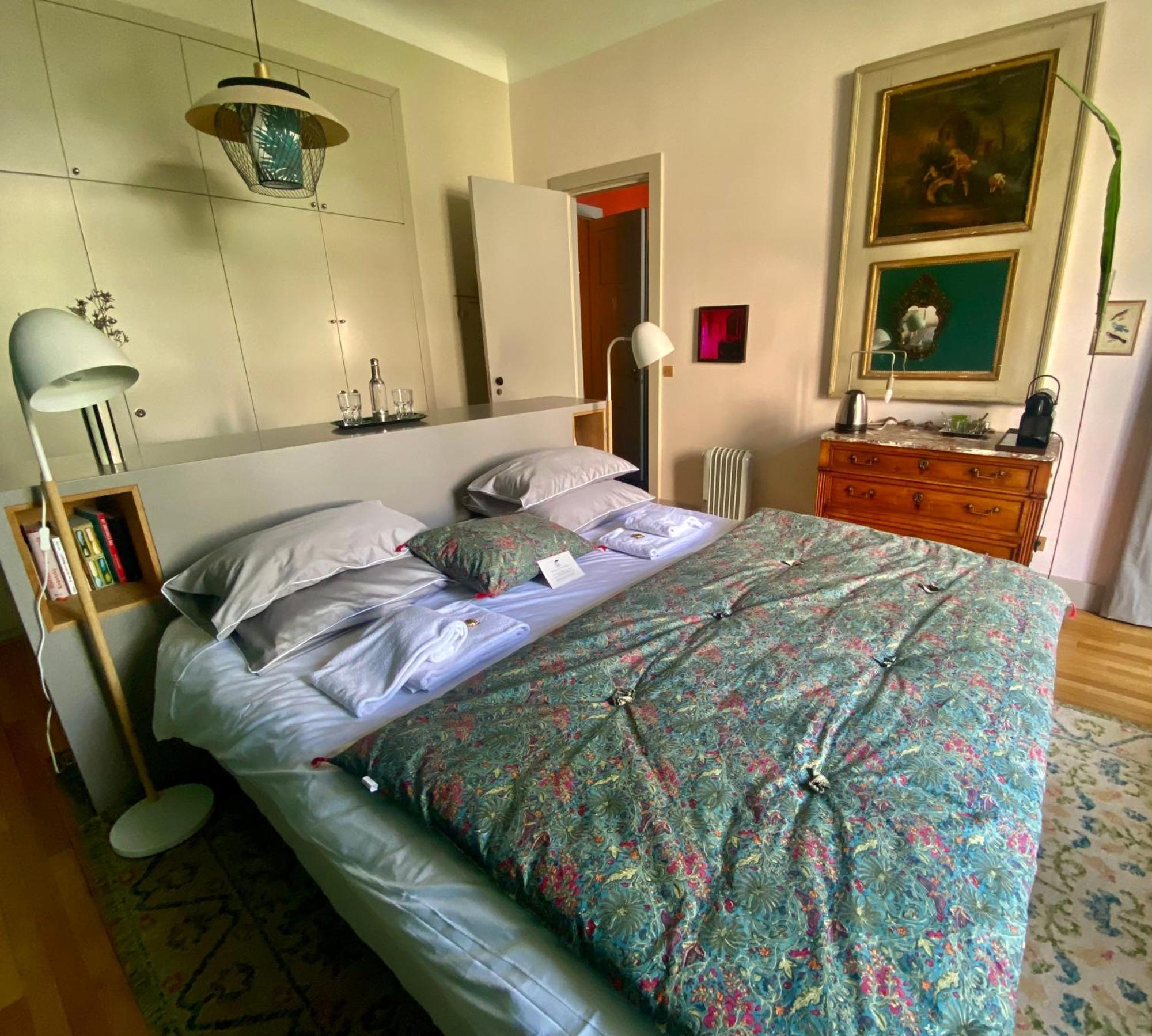 Villa Du Square, Luxury Guest House Paris Exterior photo